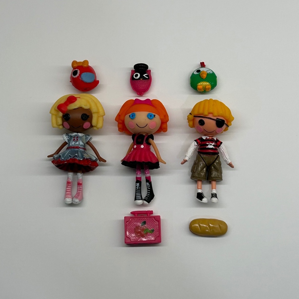 MGA Lalaloopsy Mini Dolls Set Of Three With Pets (11B)